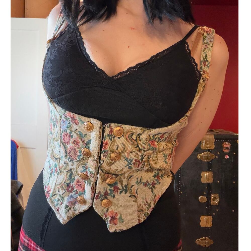brocade floral hook eye vest